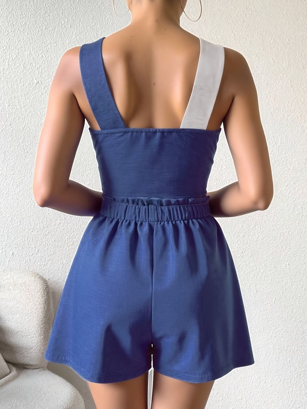 Women's Two-Tone Cropped Top and High-Waisted Shorts Set